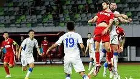 谢尔基社交媒体庆祝照曝光，显现与哈兰德深情互动