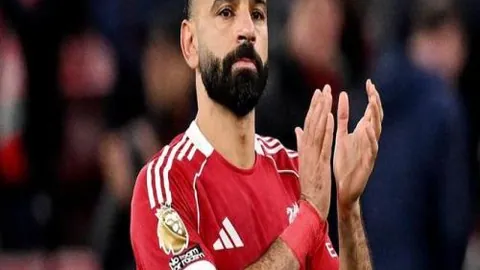 曼联点球胜阿森纳，夺得英格兰足总杯荣耀